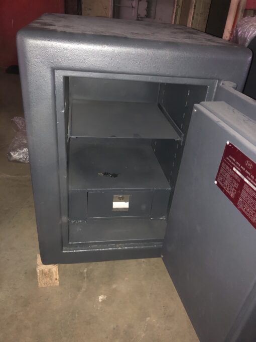 Standard Float Safe - Image 3