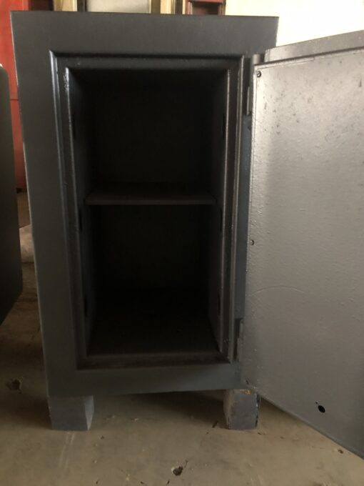 Magnum Standard Float Safe - Image 5