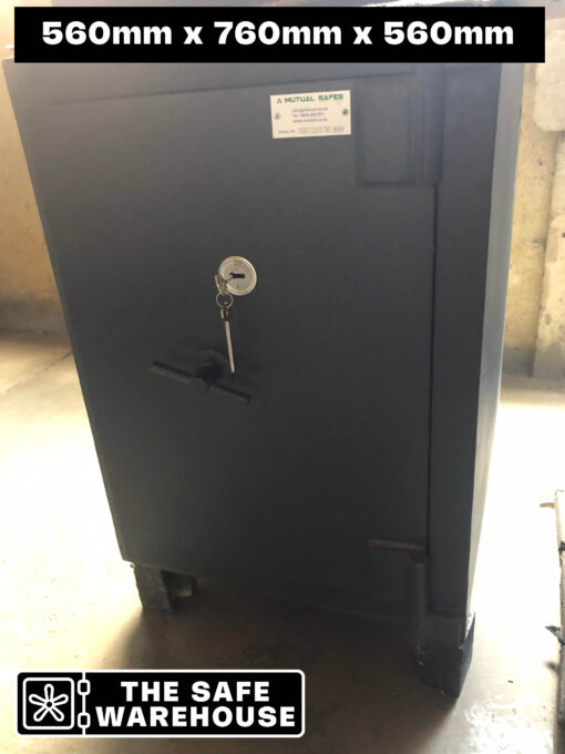 Medium Mutual Float Safe - Image 2